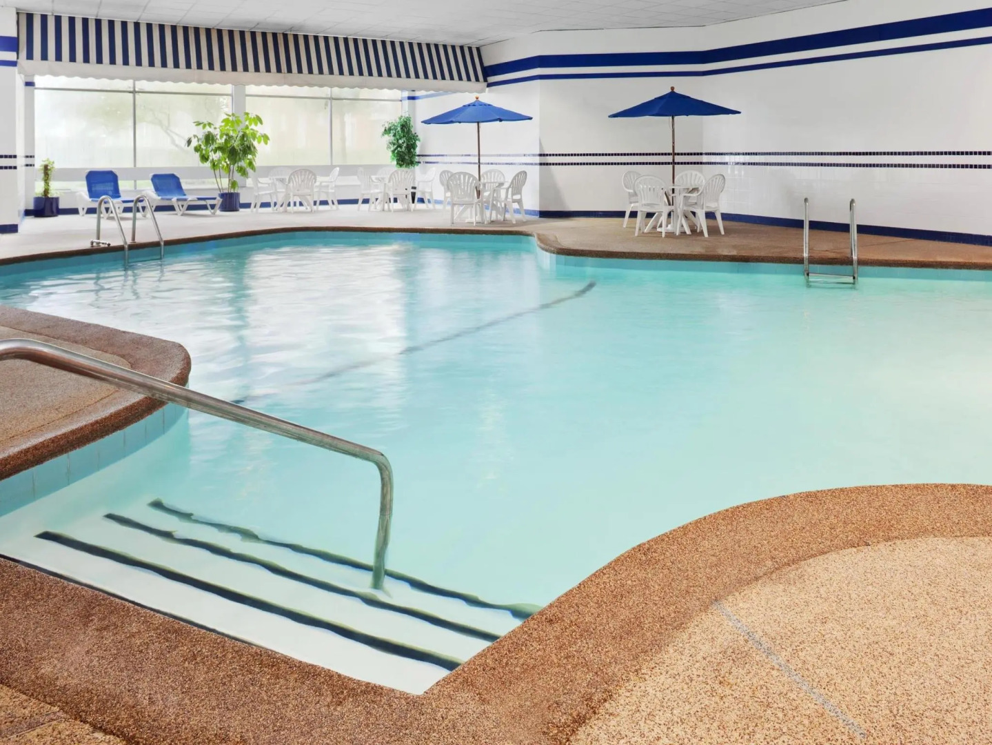 Four Points by Sheraton Chicago O'Hare Airport