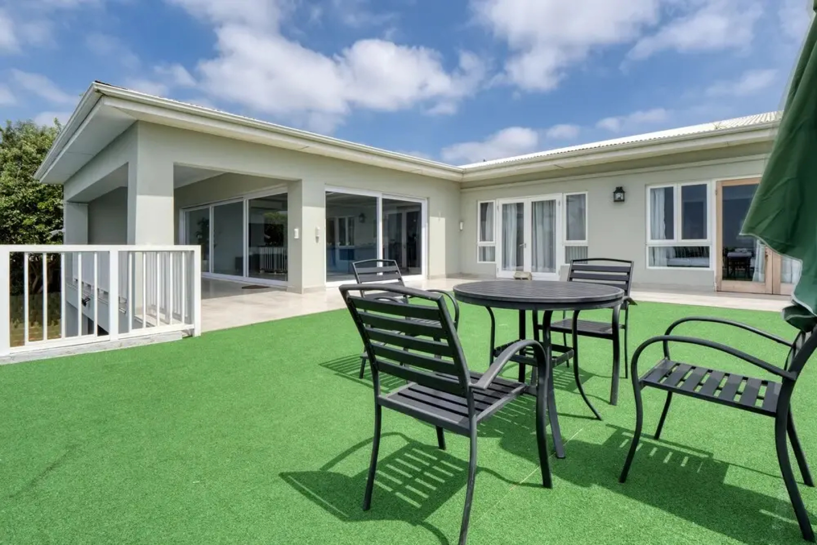 Gemmell Place by HostAgents