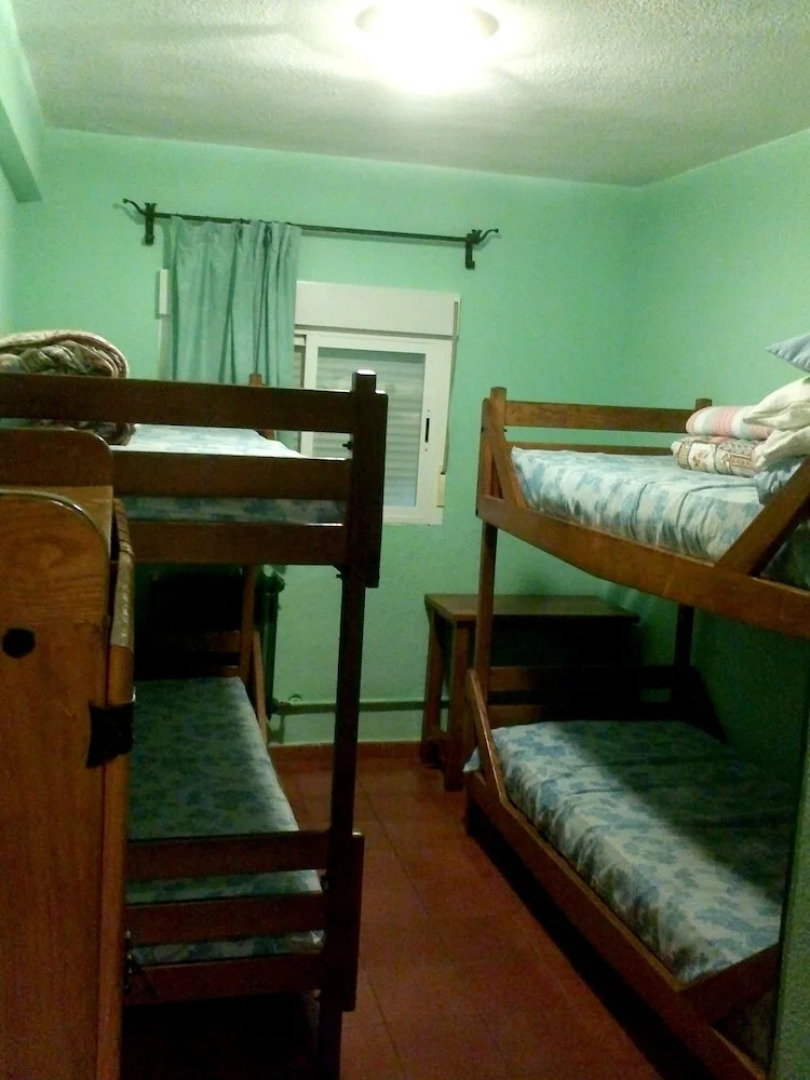 House With 9 Bedrooms in Navaluenga, With Wonderful Lake View and Encl