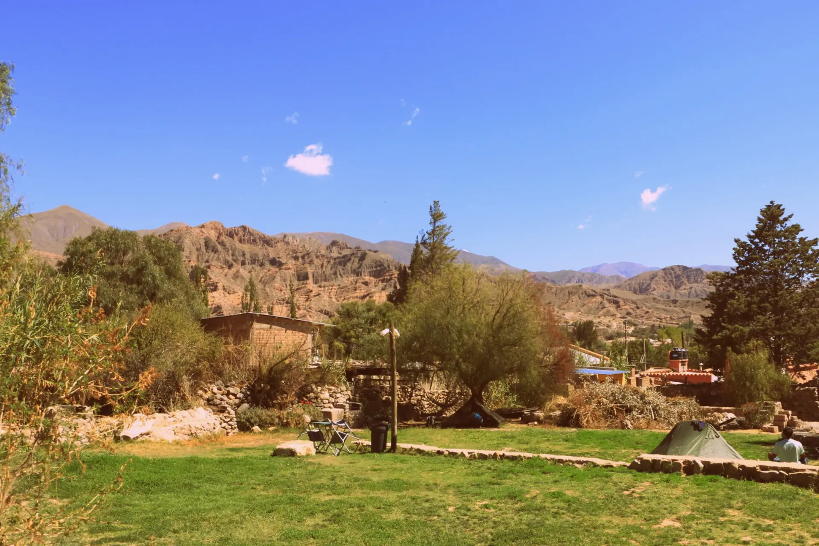 Waira Hostel-Camping