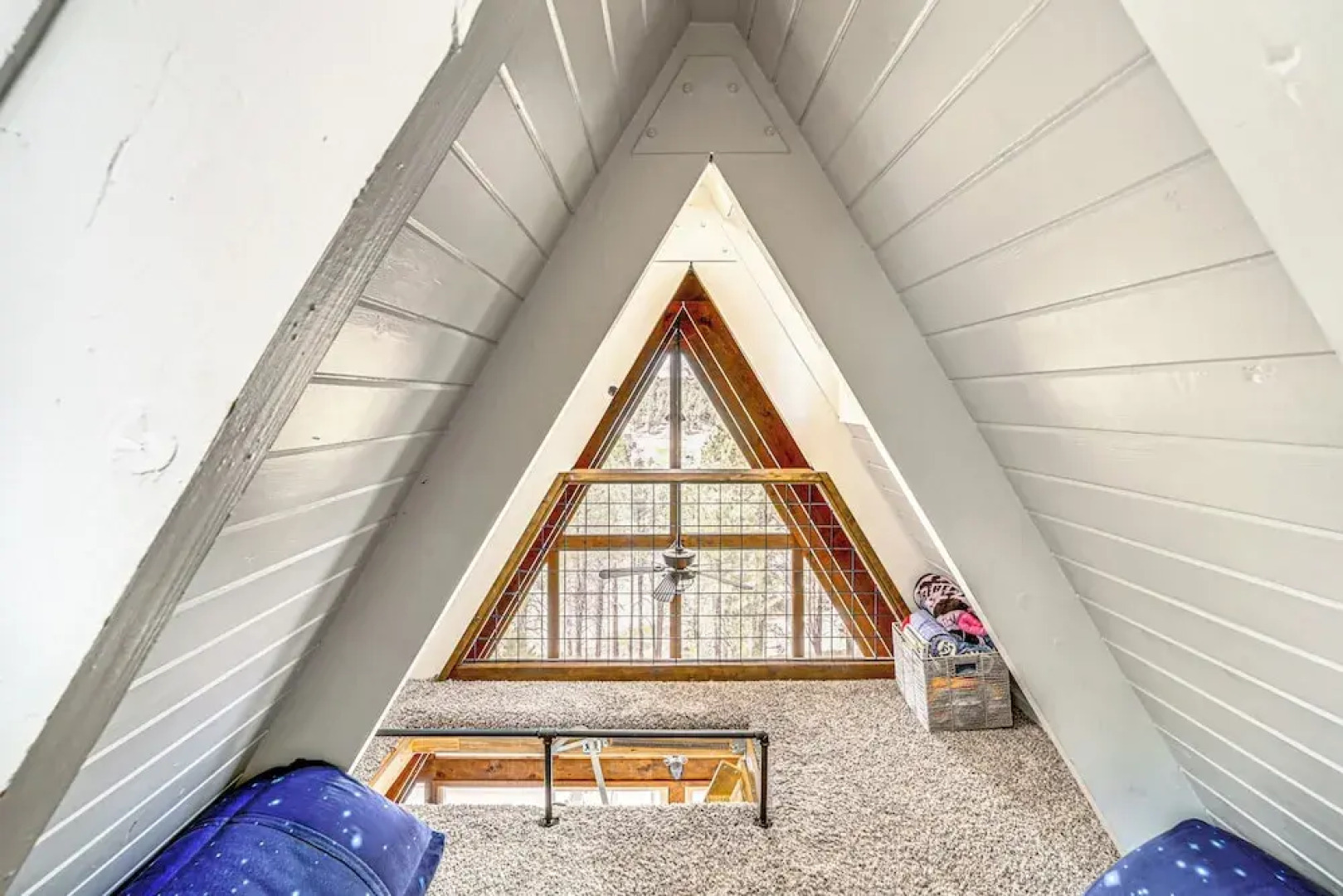 Flagstaff A-frame Cabin w/ Deck & Lovely Views!