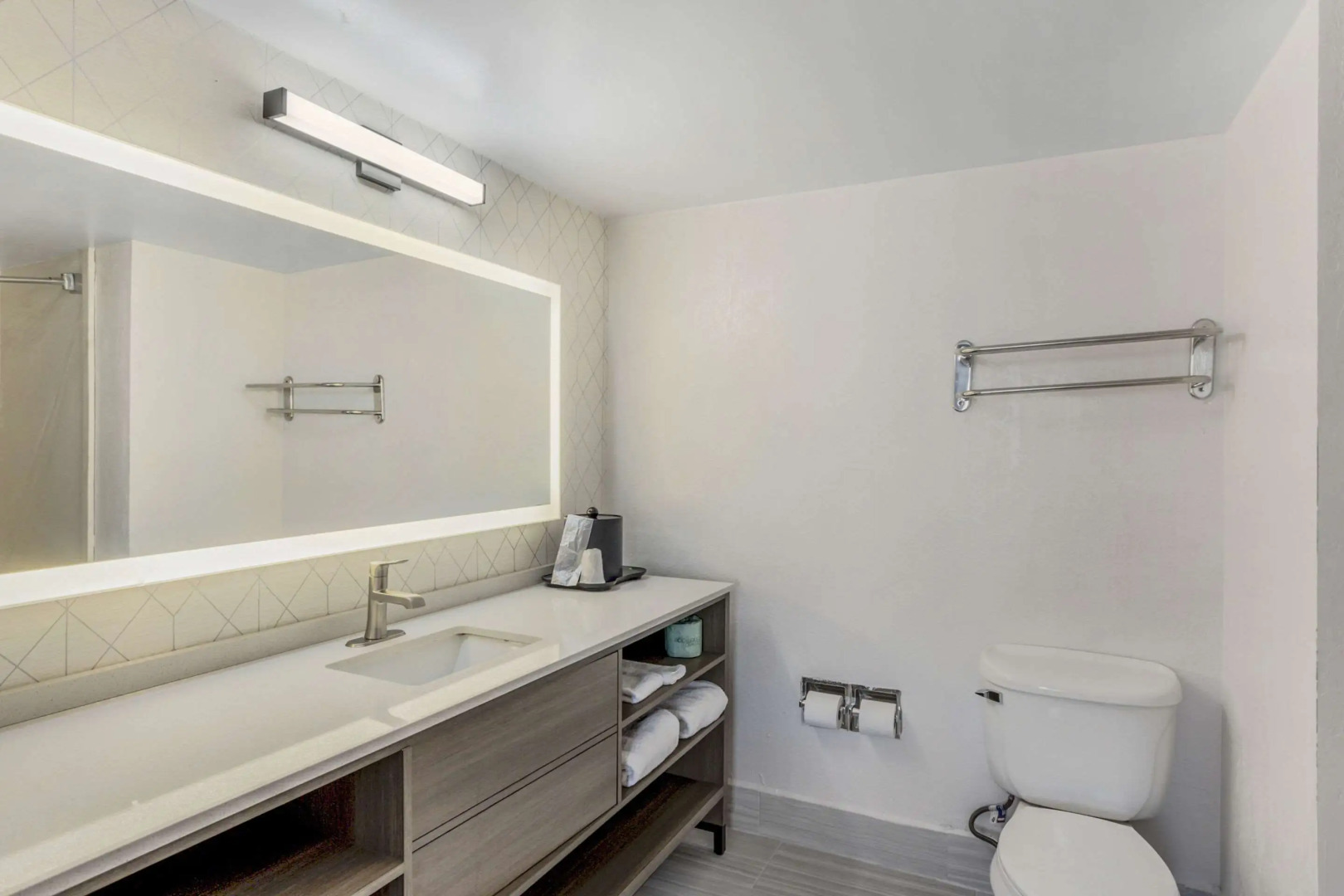 Comfort Inn & Suites Voorhees/Mt. Laurel