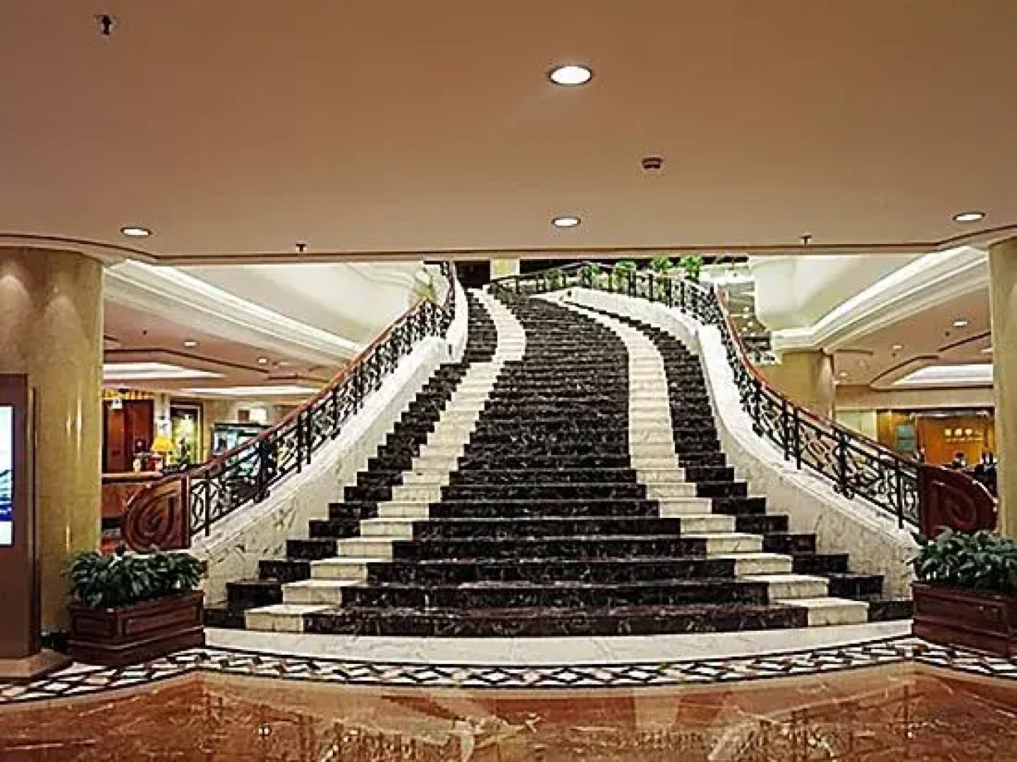 Shaoxing International Hotel