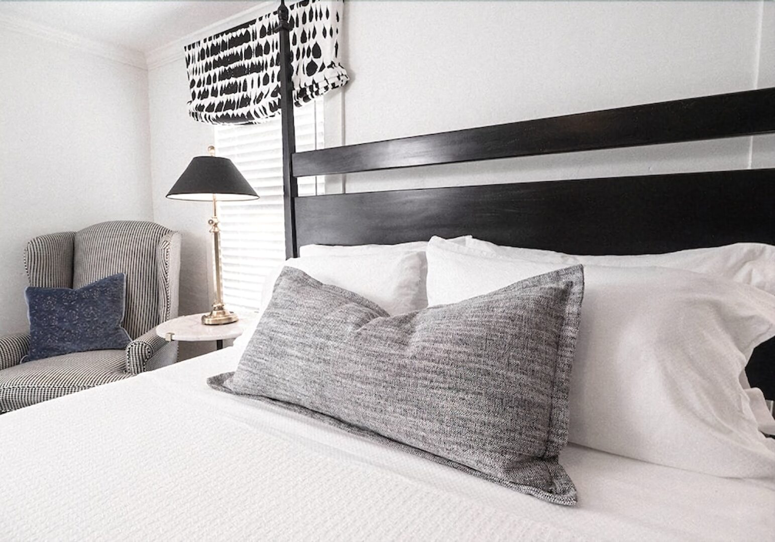 The Deacon & James Pharmacy B&B