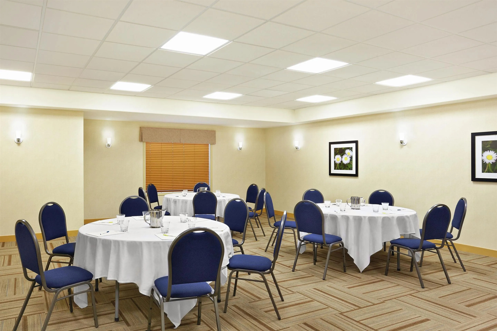 Four Points by Sheraton Saskatoon