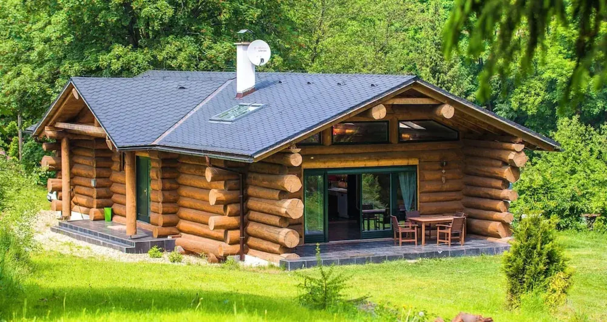 Villa in Lomnice nad Popelkou