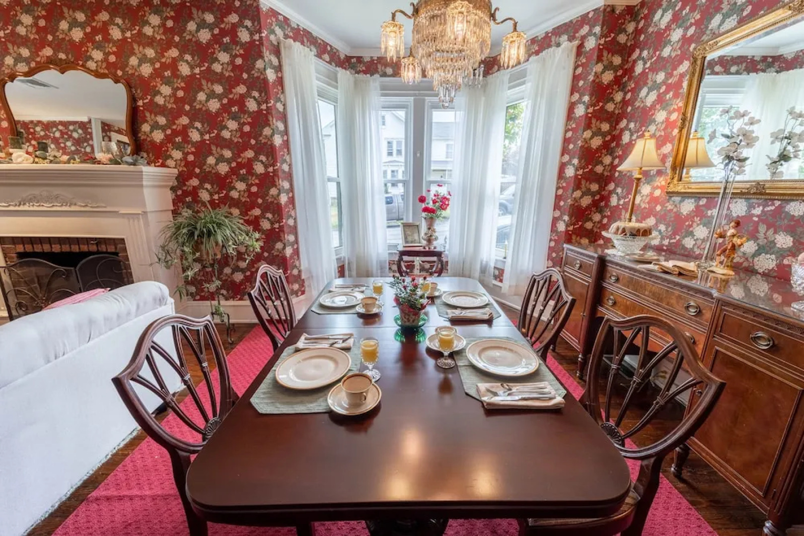 The Bella Victoria- Adult Only