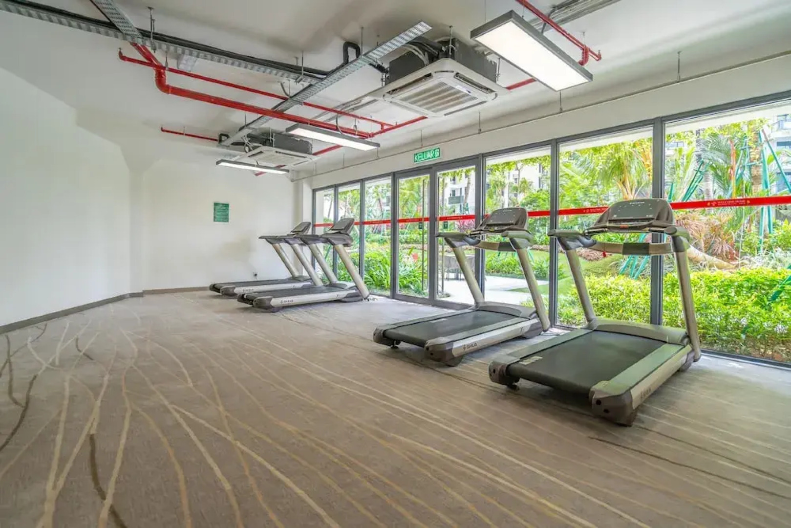 OYO Home 89312 Fantastic 1 Bedroom Starview