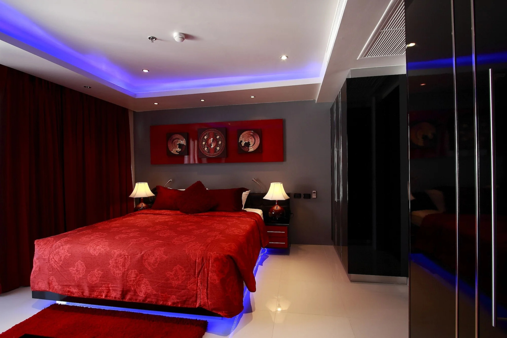 Absolute Bangla Suites