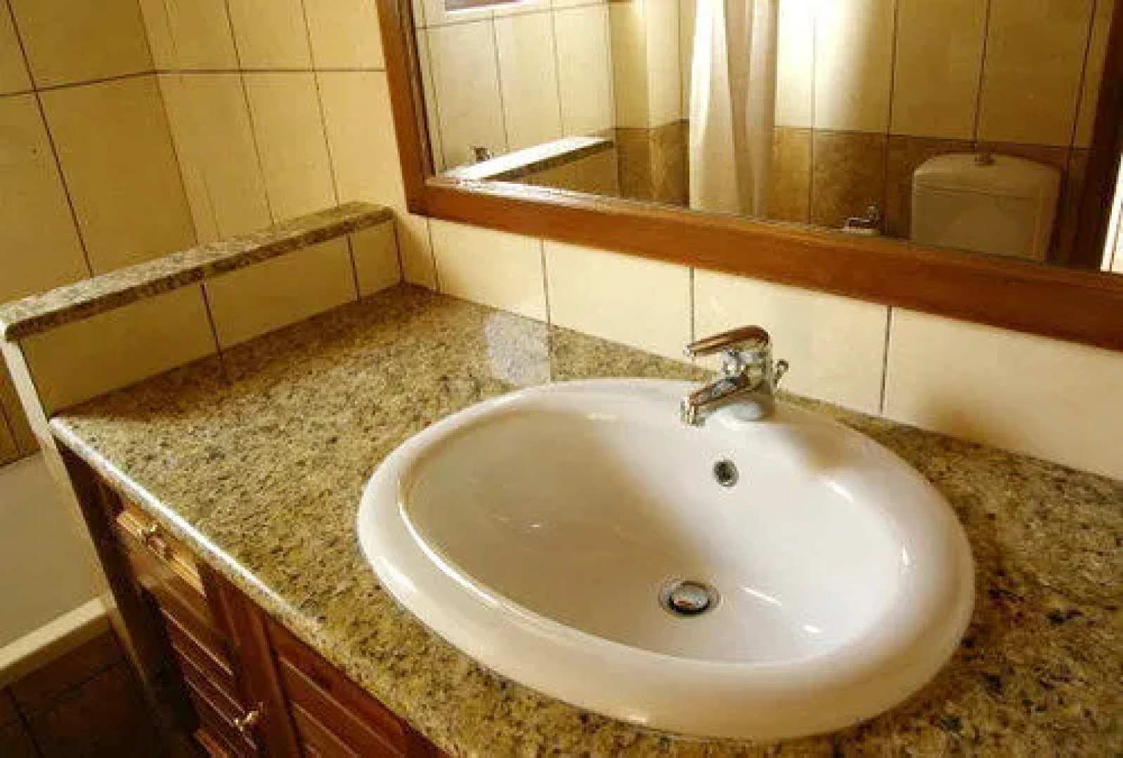 Marialice Apartments