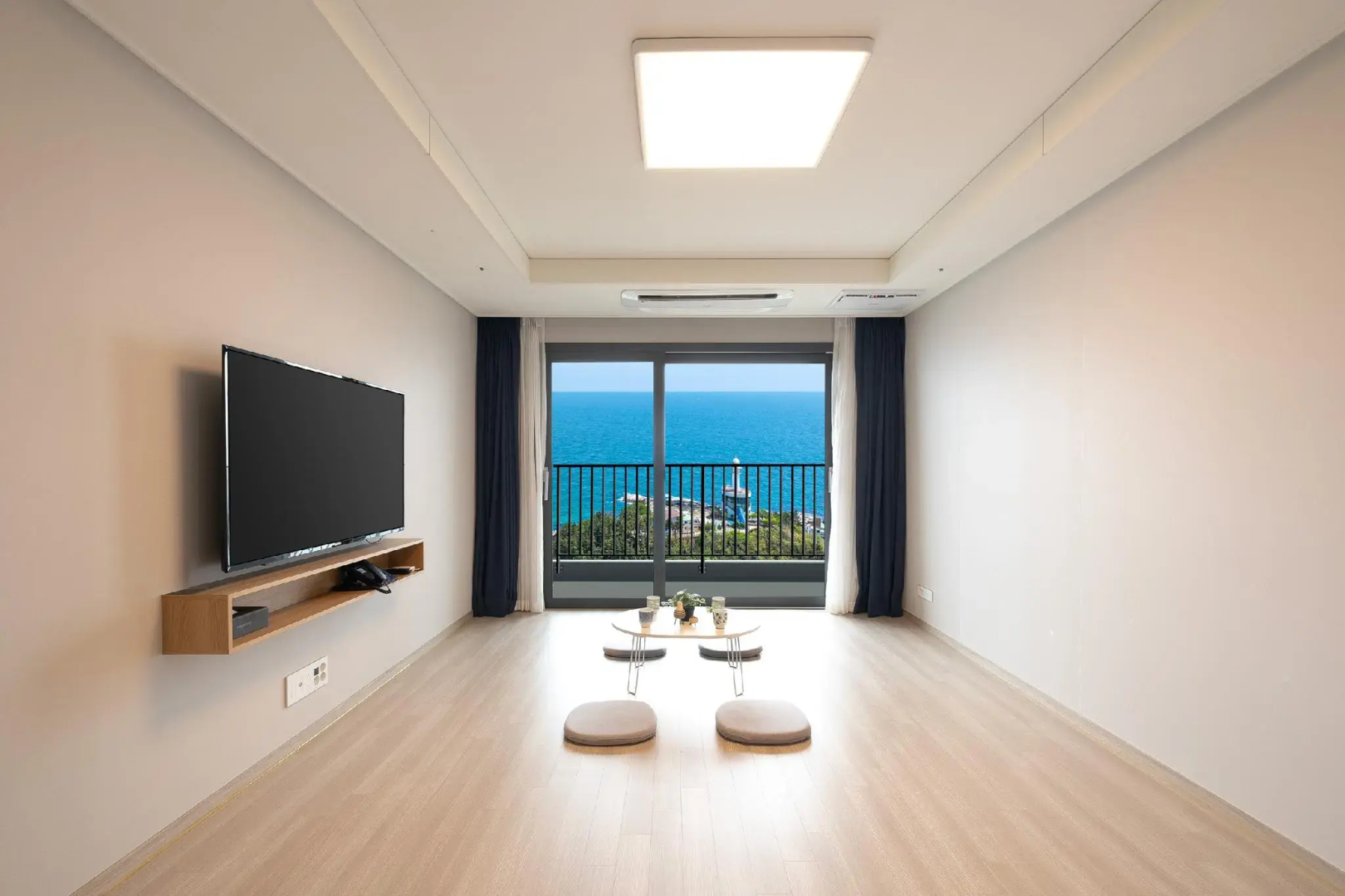 Sokcho I Park Suite Hotel and Resort