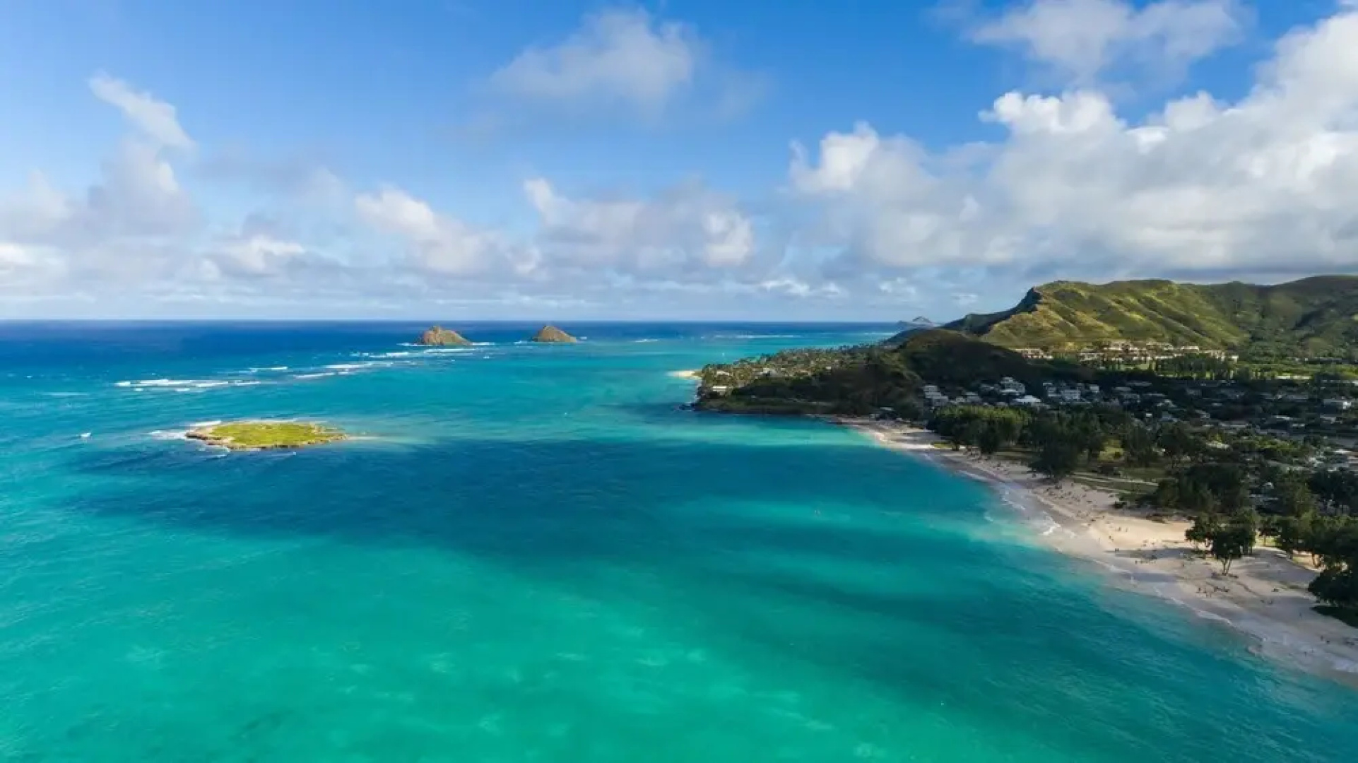Hale Oahu Estate by Avantstay Kailua Beachfront Estate w/ Guest House