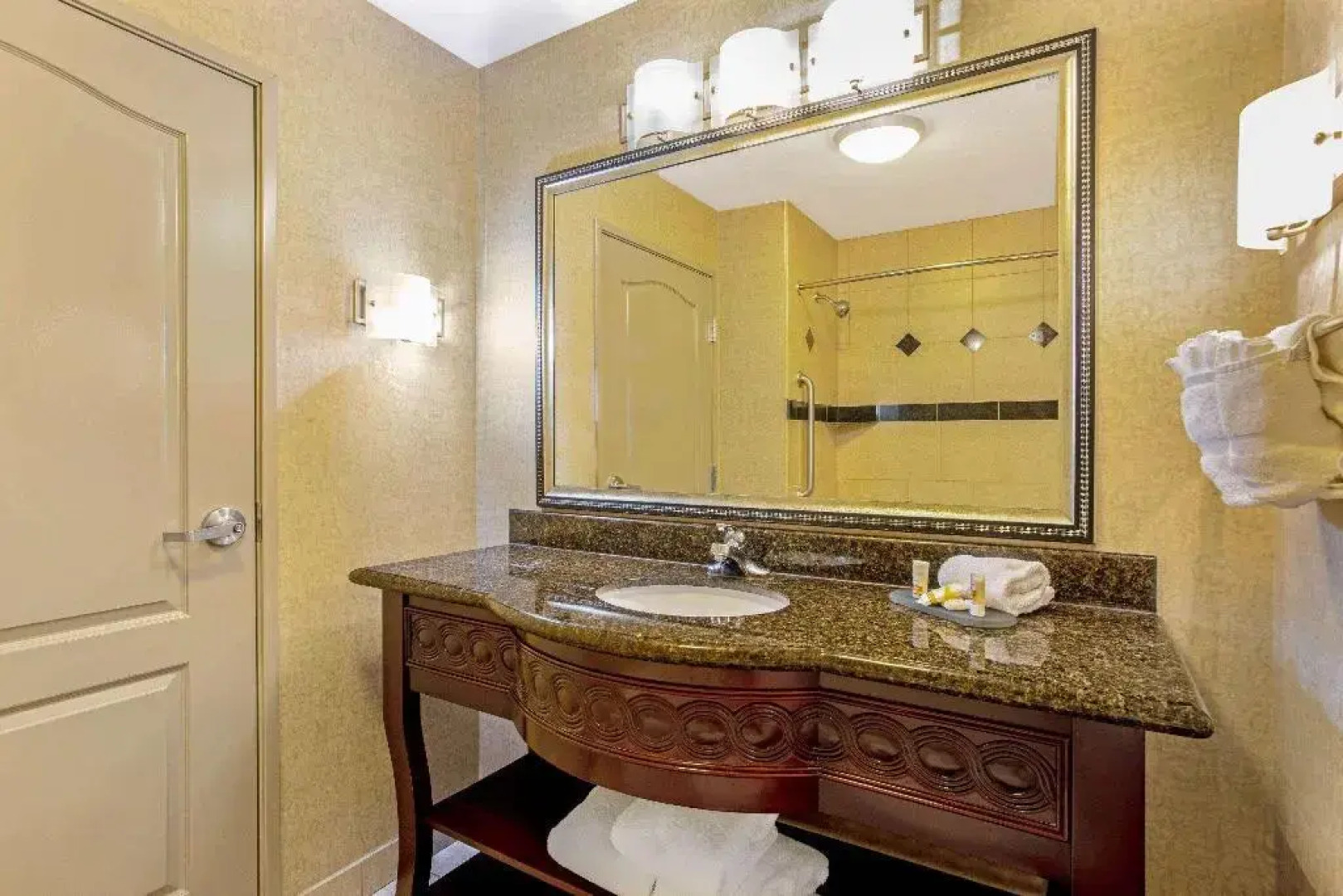 La Quinta Inn & Suites Cleburne