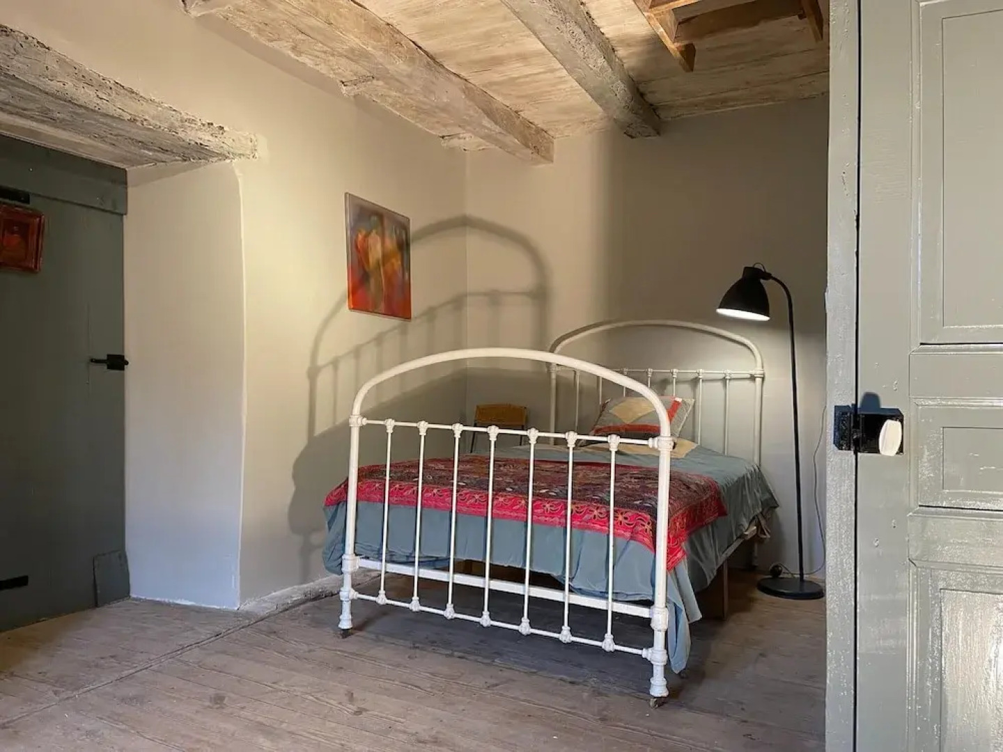 Historic Mansion by River Cenevieres