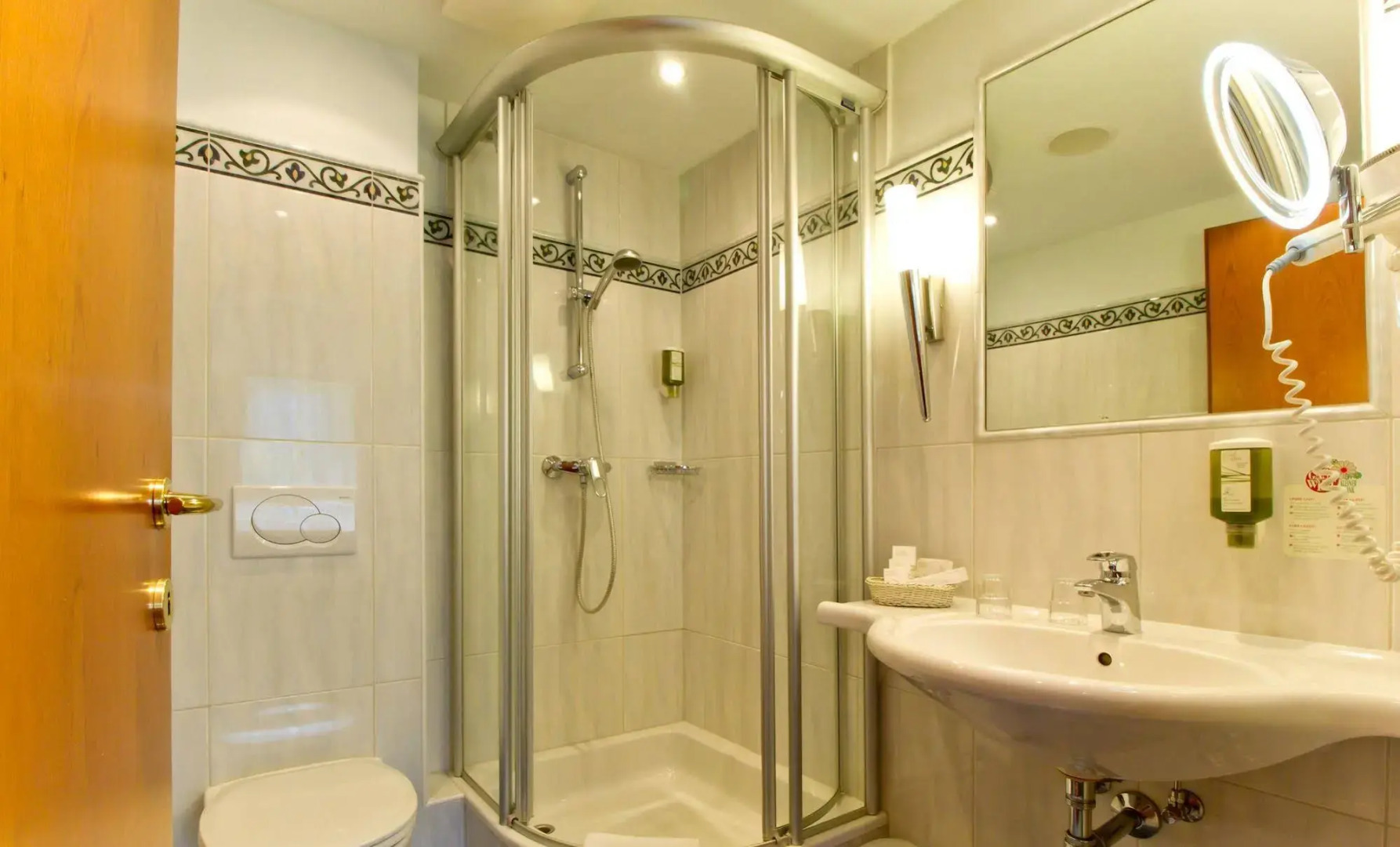 Seeböckenhotel Zum Weißen Hirschen