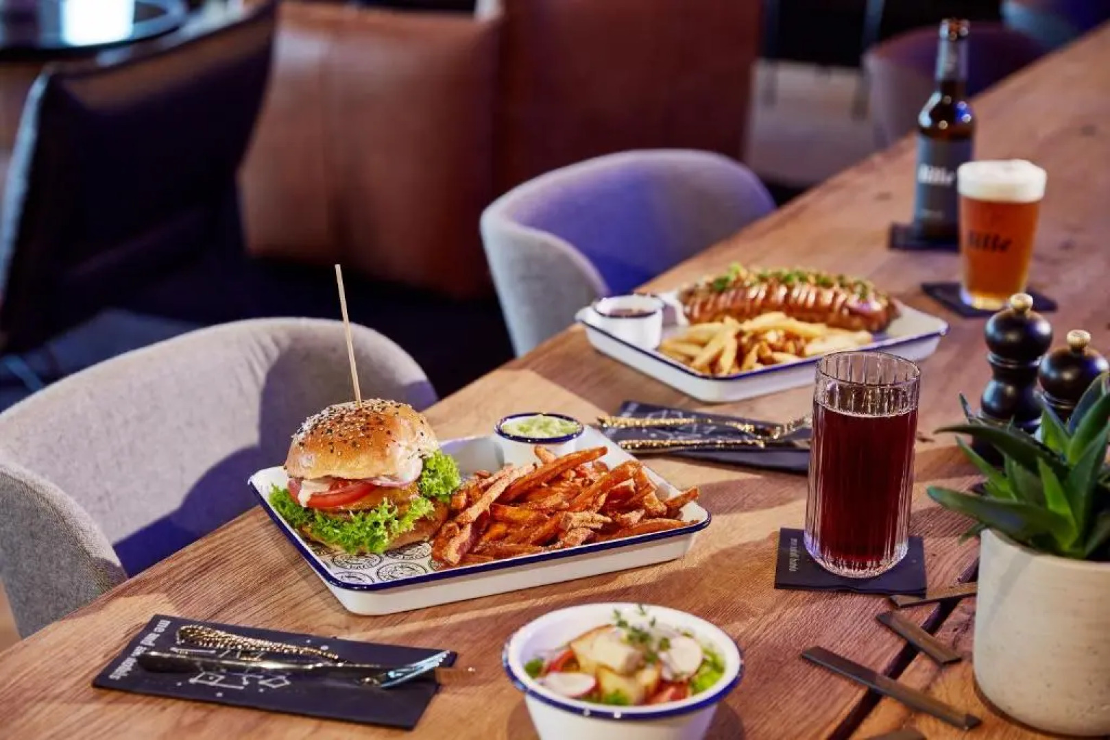 Me and All Hotel Kiel, by Hyatt