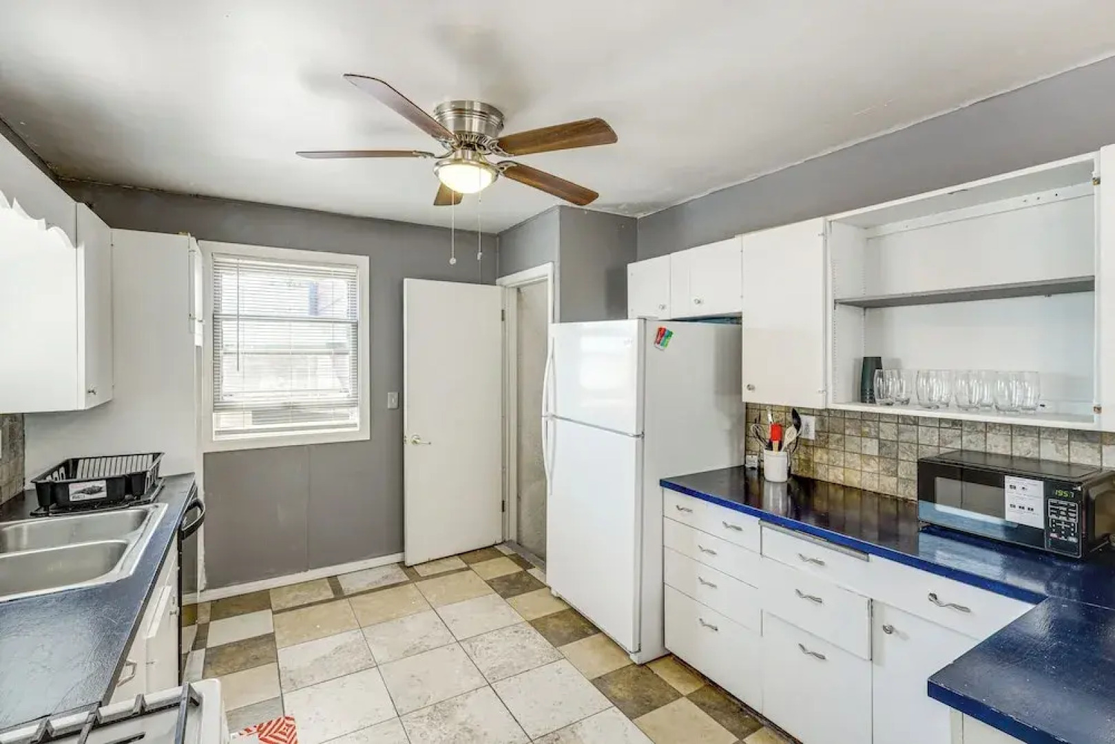 Quaint Family Retreat in Fairbury!