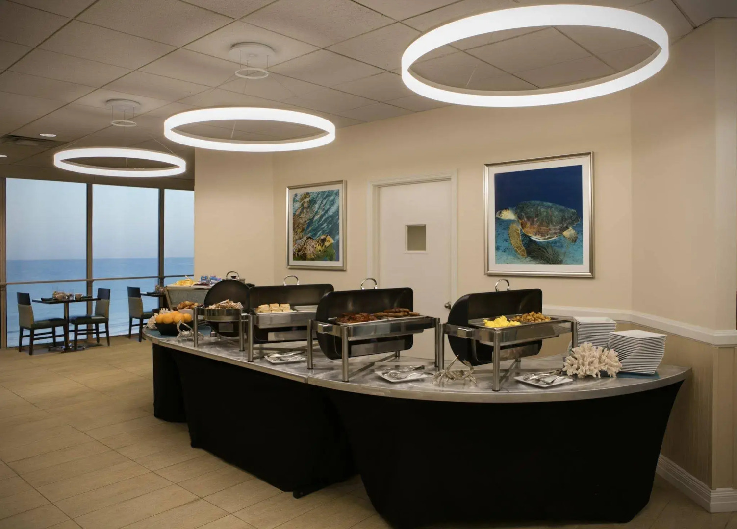 Cirque St. Armands Beachside