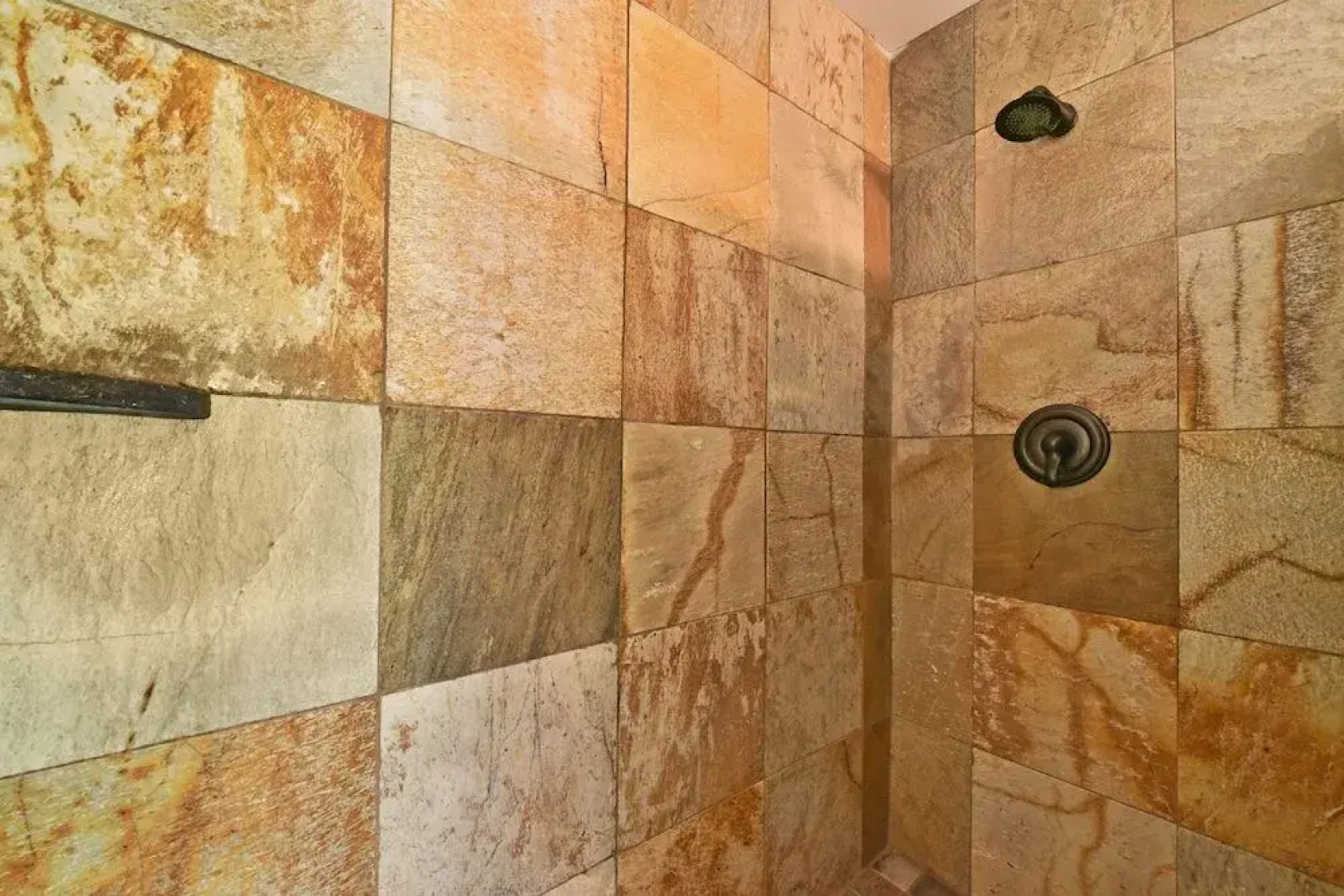 Aina Nalu A104 by RedAwning