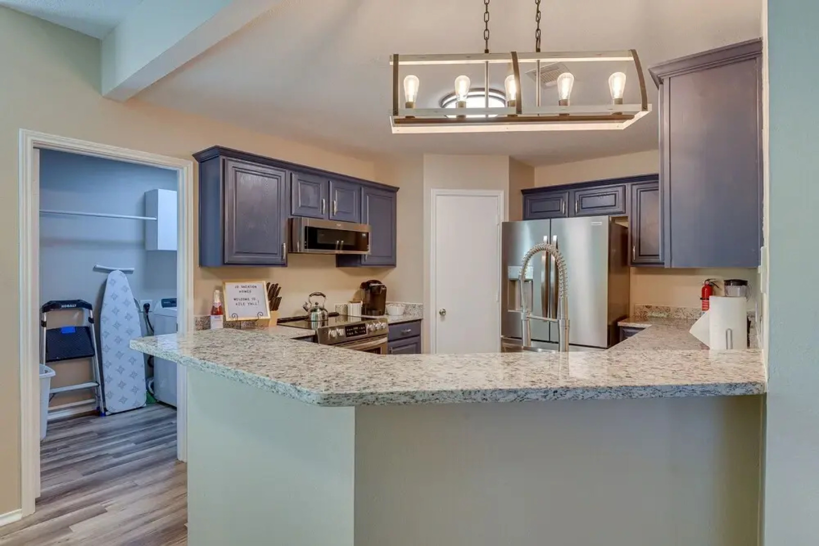 Walk to Water: Cozy Eagle Mountain Lake Home