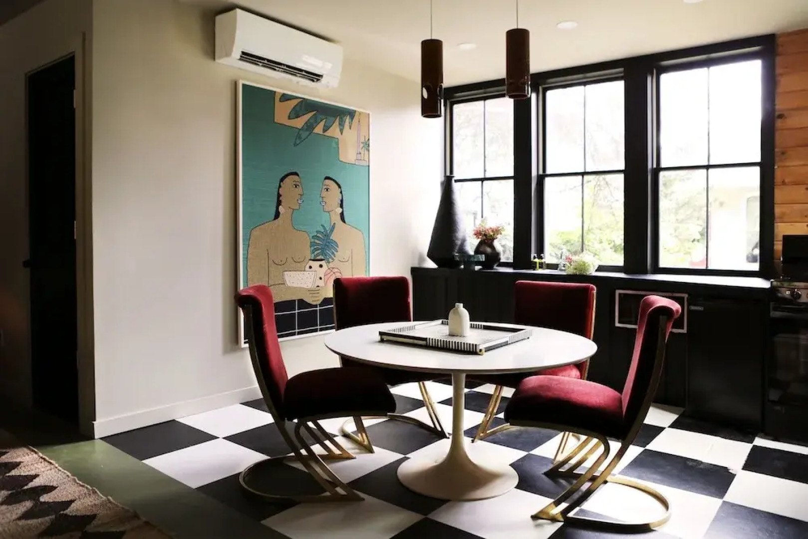 Kingston Carriage House