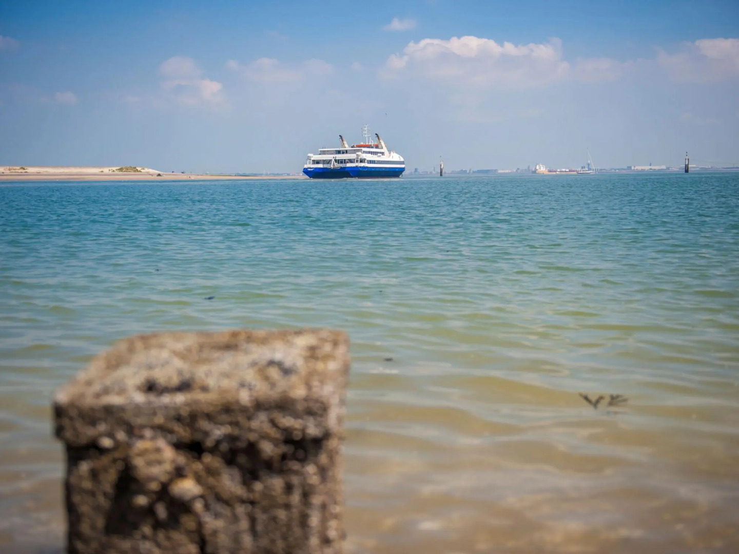 Villa in Nieuwvliet Near Beach Resort