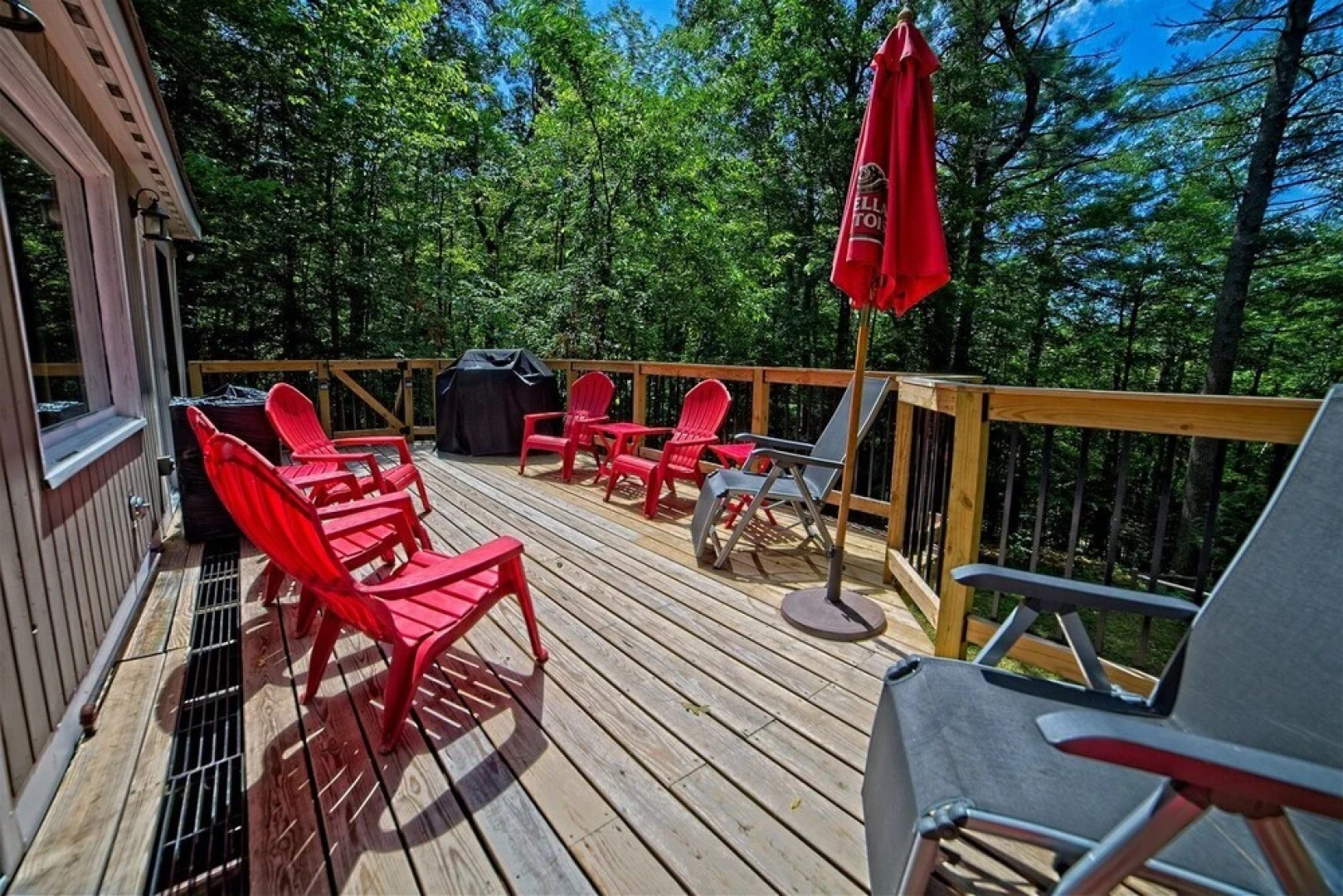 Private Waterville Estates 4 Bedroom Vacation Home in the White Mountains of NH - Tr51e