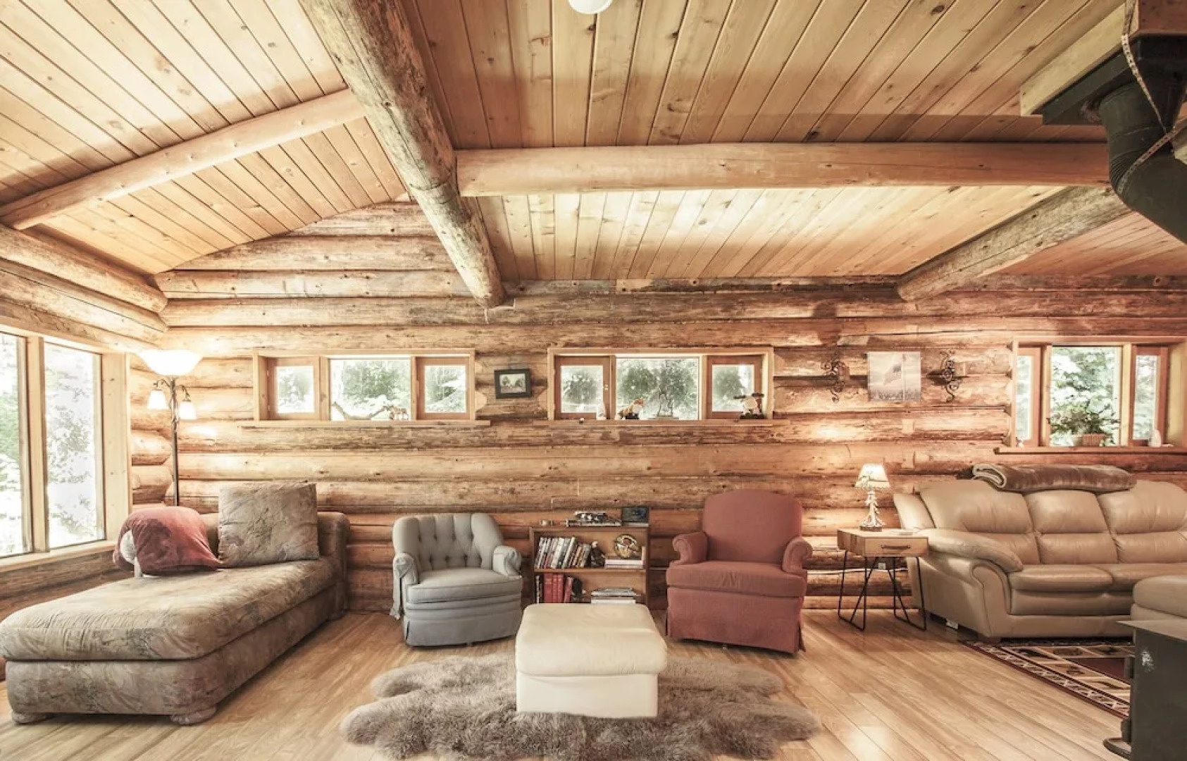 Whispering Winds Apartment 3 NW Comfy Cabins