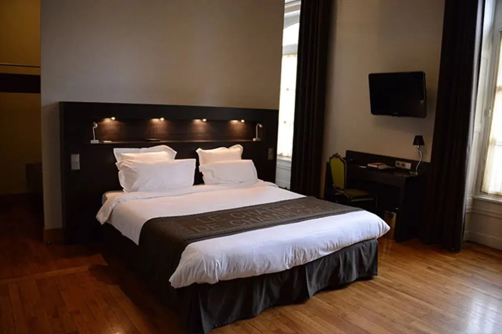 Chateau De Champlong