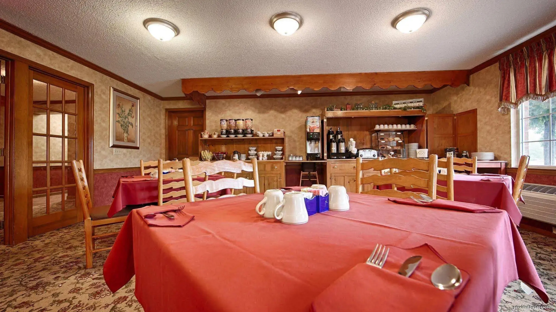 Red Roof Inn Uhrichsville