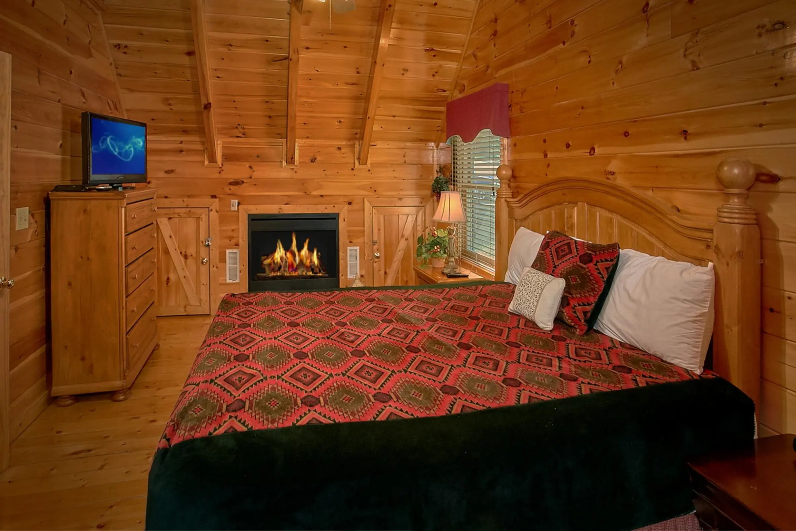 A Mountain View Theater Lodge Holiday home