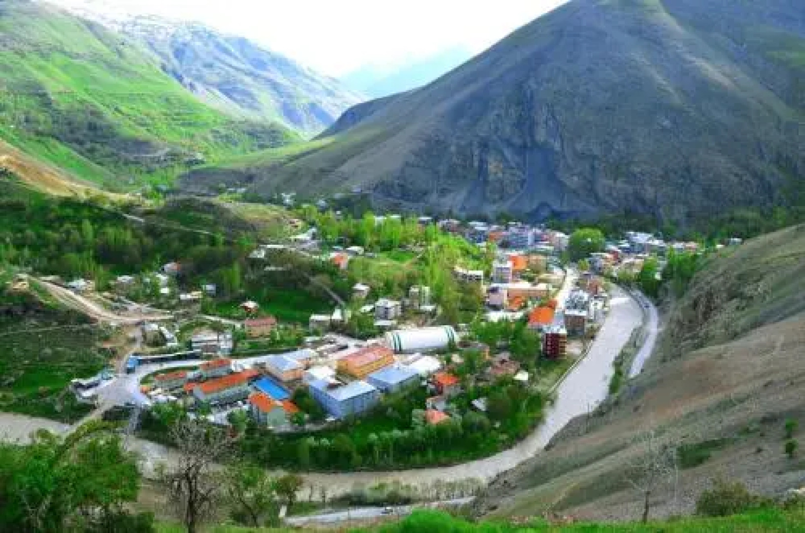 Mirava River Suites Hotel