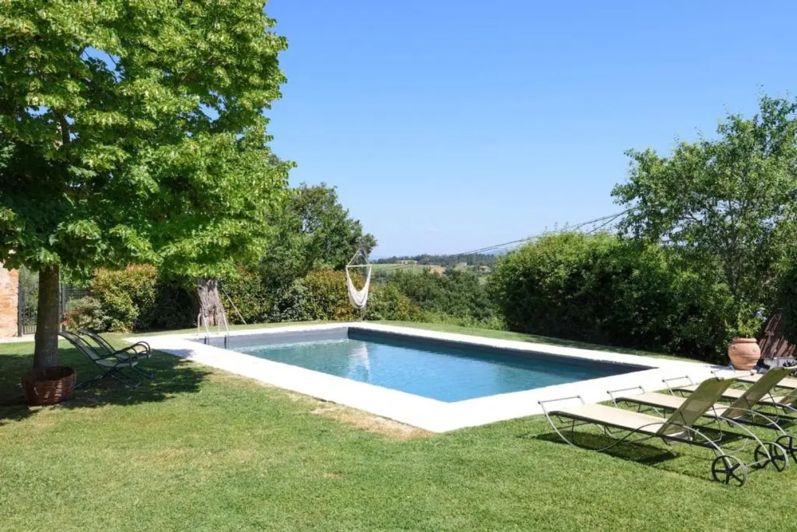 House With one Bedroom in Trequanda, With Shared Pool and Enclosed Garden