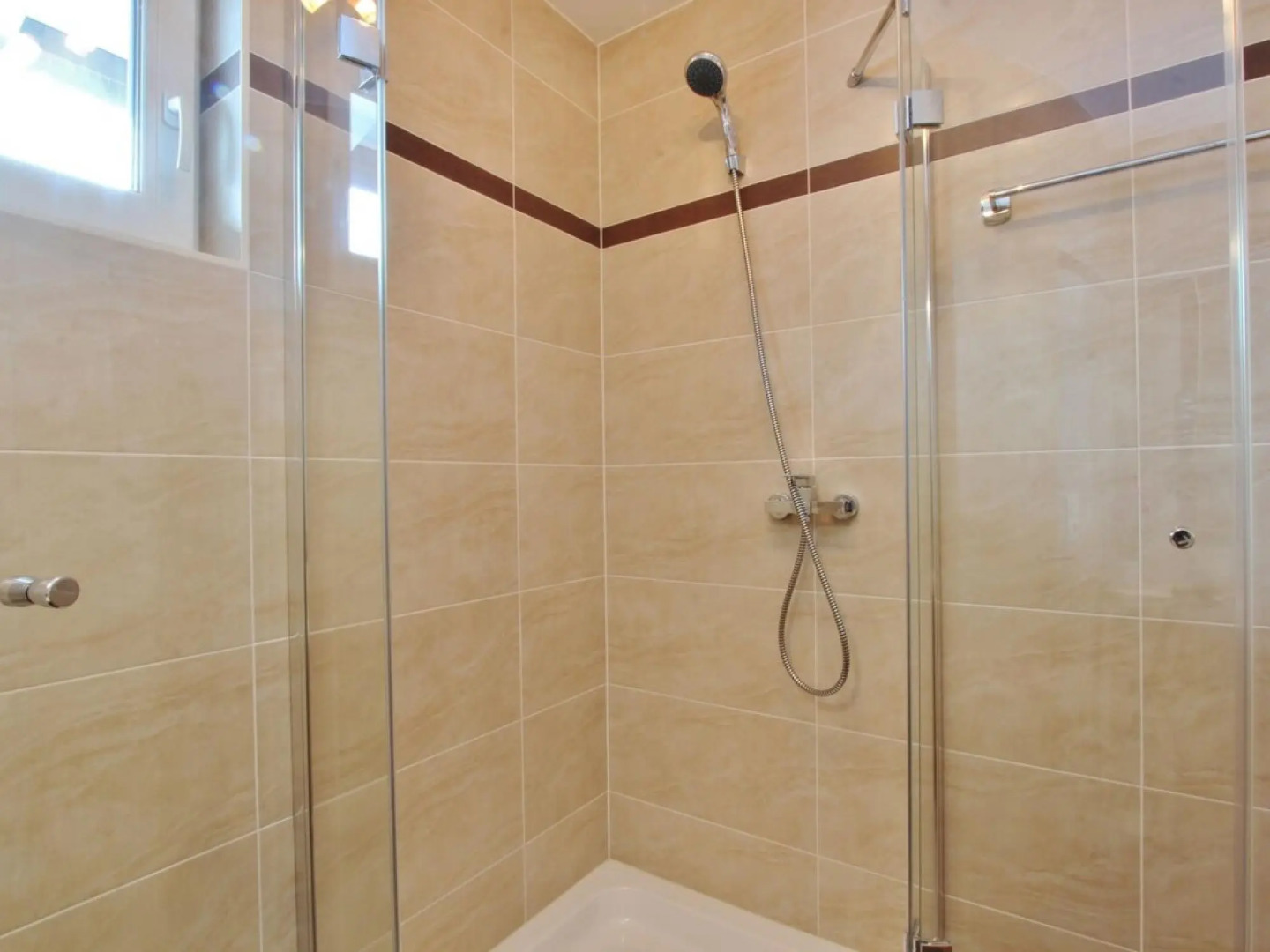 Spacious Villa With Garden in Hinterthiersee