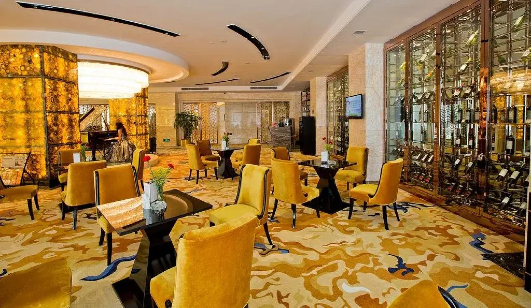 Yichang Jinshi Hotel