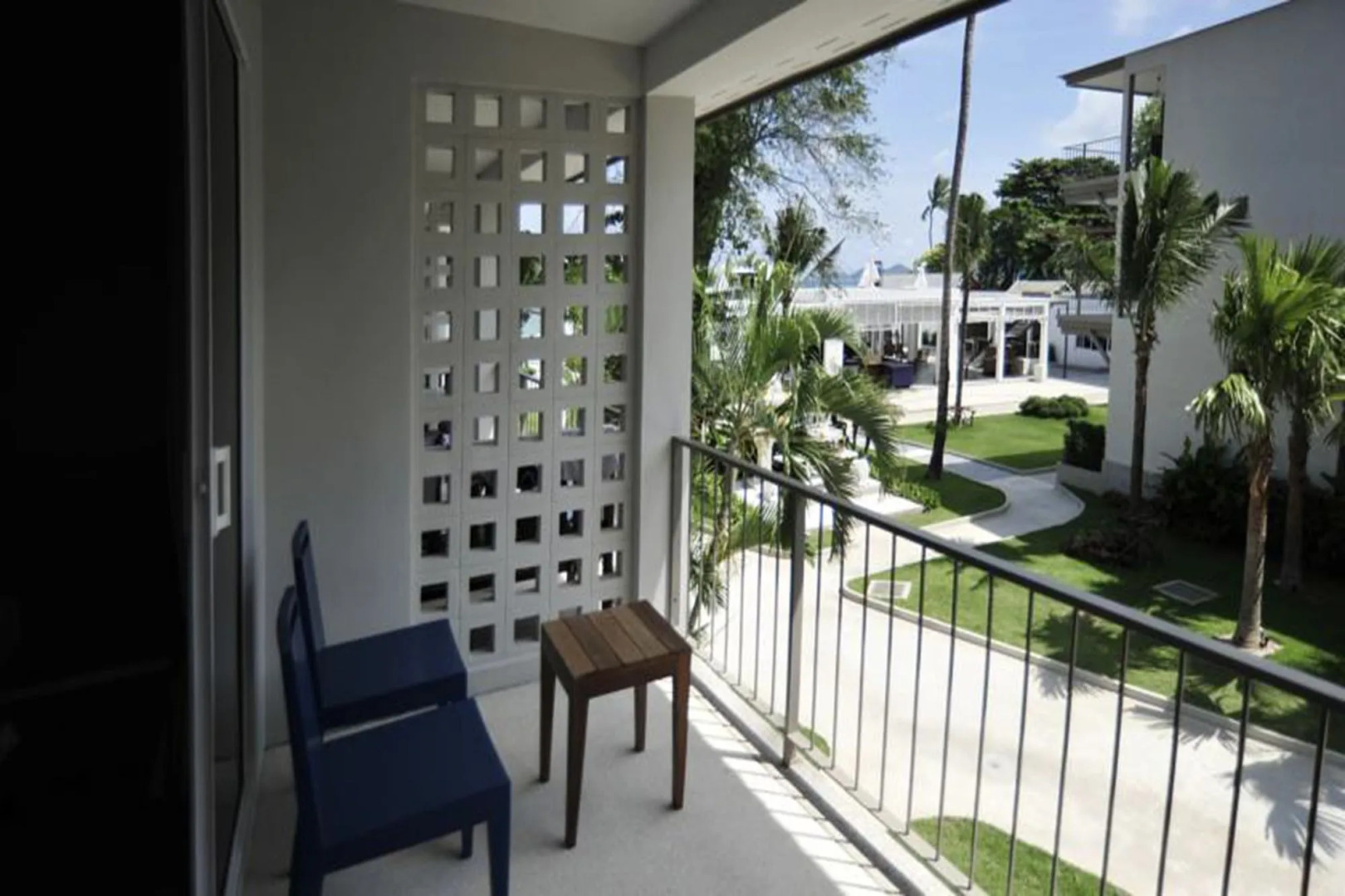Combo Beach Hotel Samui