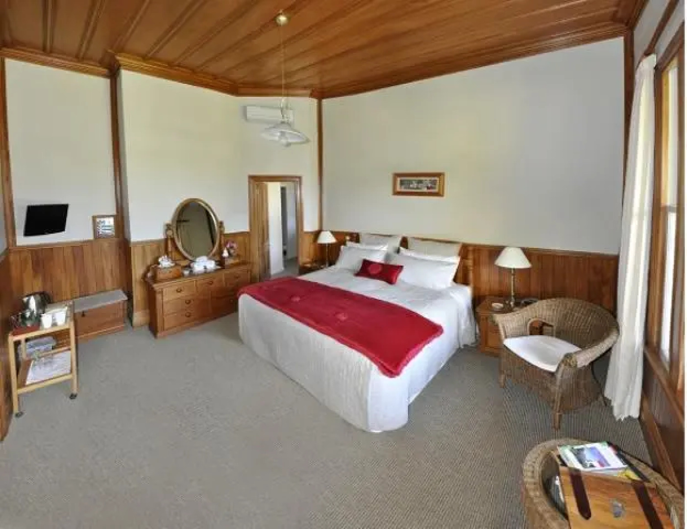 Villa Heights Bed and Breakfast