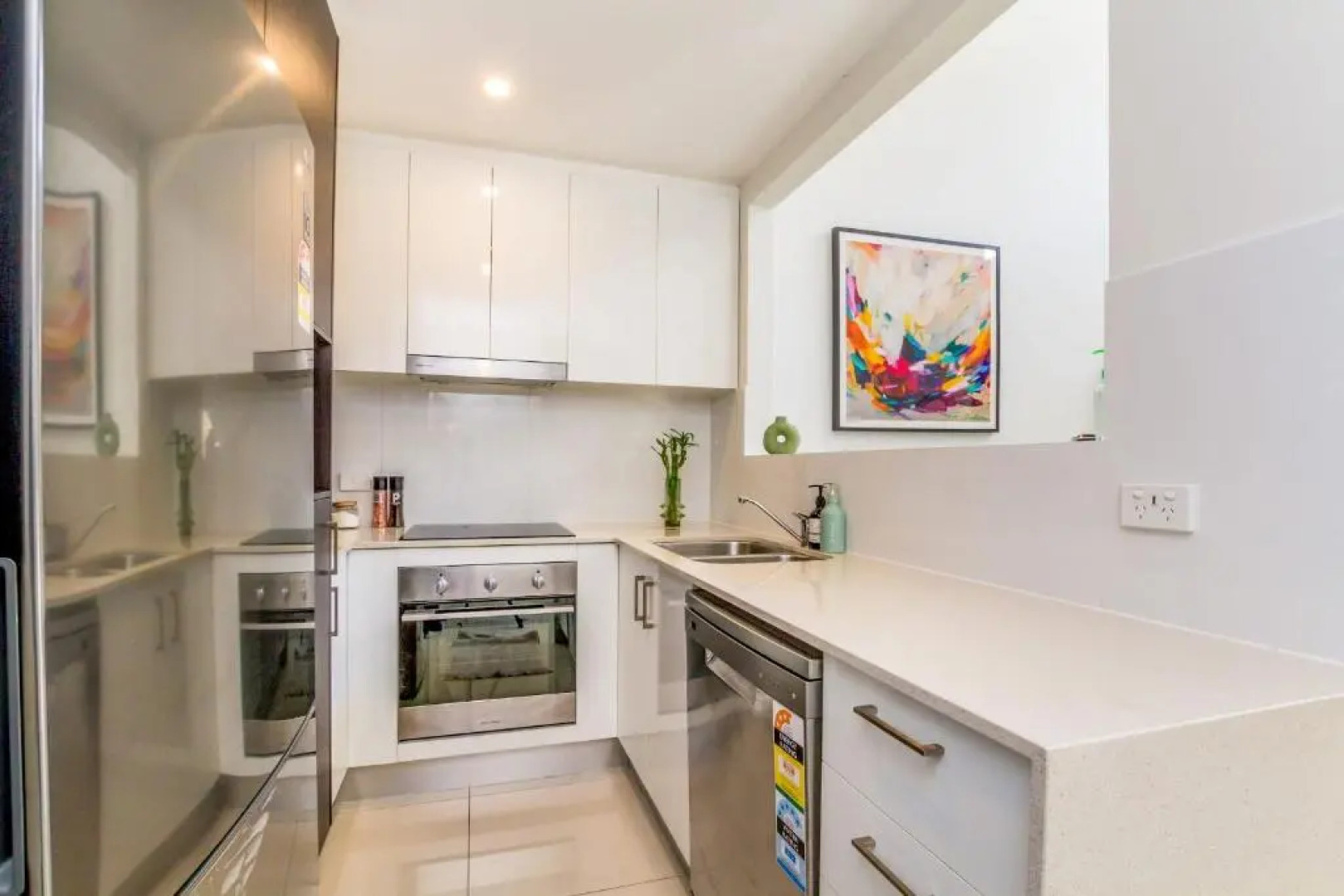 Luxurious 3BDR Townhouse in Great Location