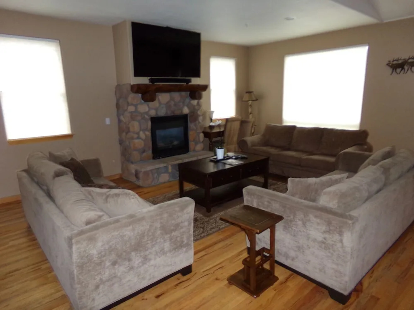 Prospector Village 3 Bed 3 Bath