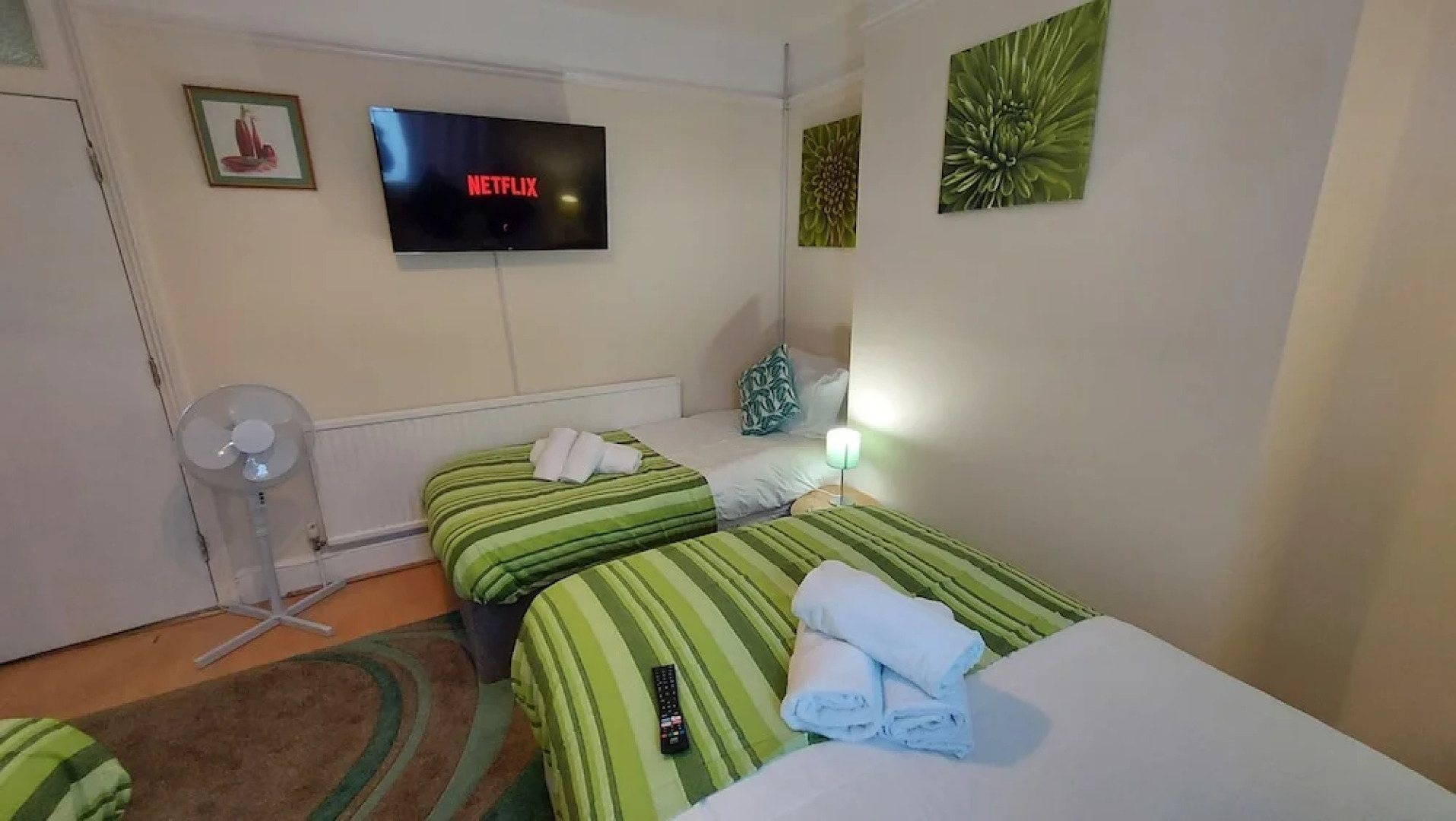 Ravensdale Villa- Ideal For Longer Stays in Kent