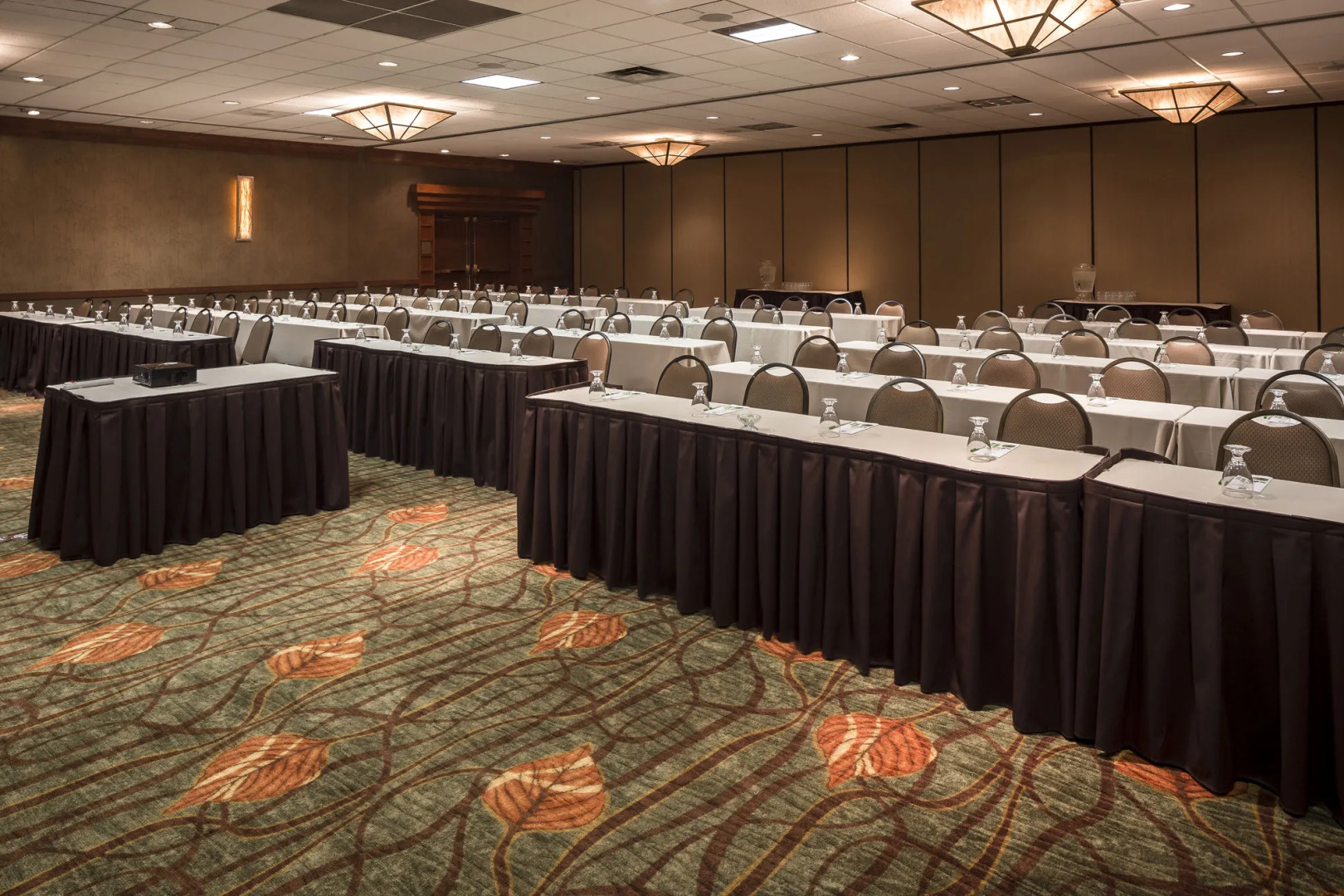 Holiday Inn Hotel & Suites Des Moines - Northwest by IHG