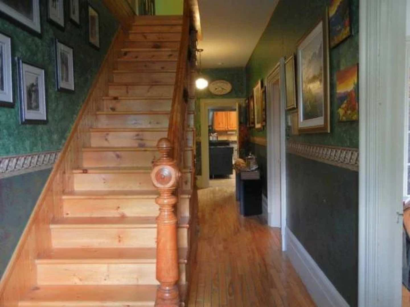 Auberge Du Sault-A-La-Puce