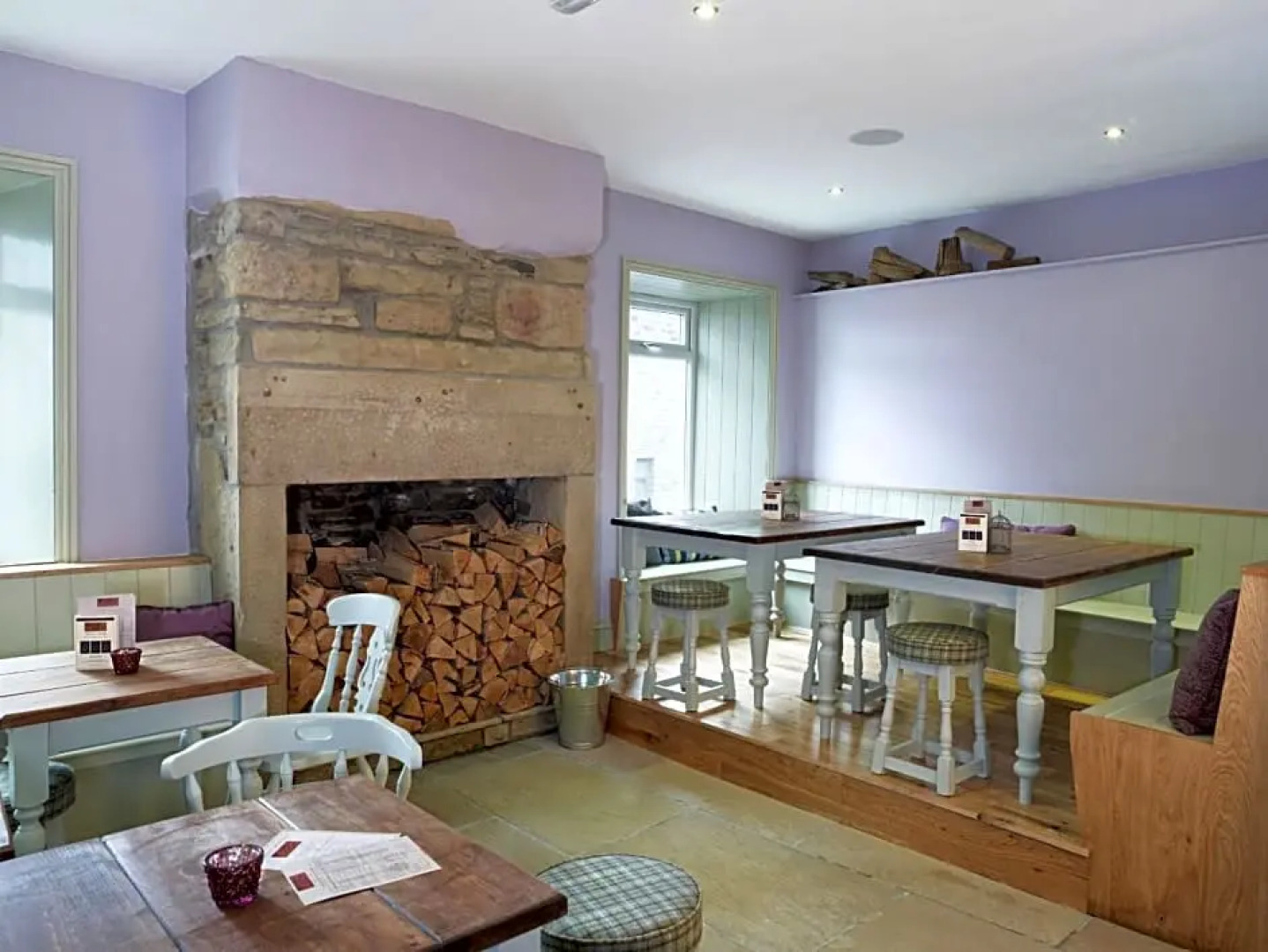 1885 The Restaurant, Pub and Guest Rooms