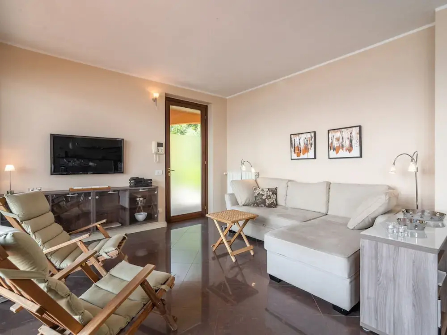 Apartment in Oggebbio With Pool & Terrace