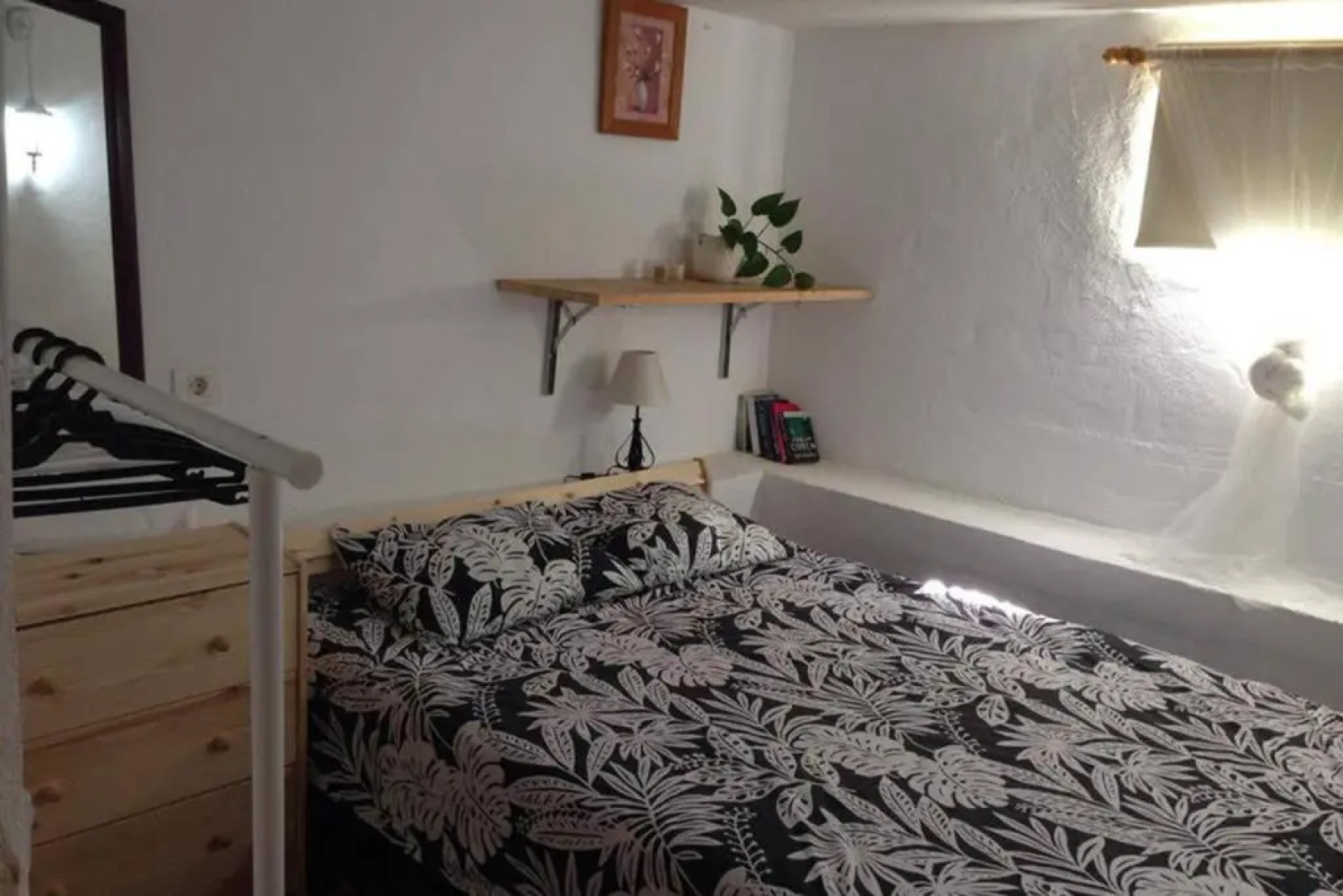 Half wooden rural apartment