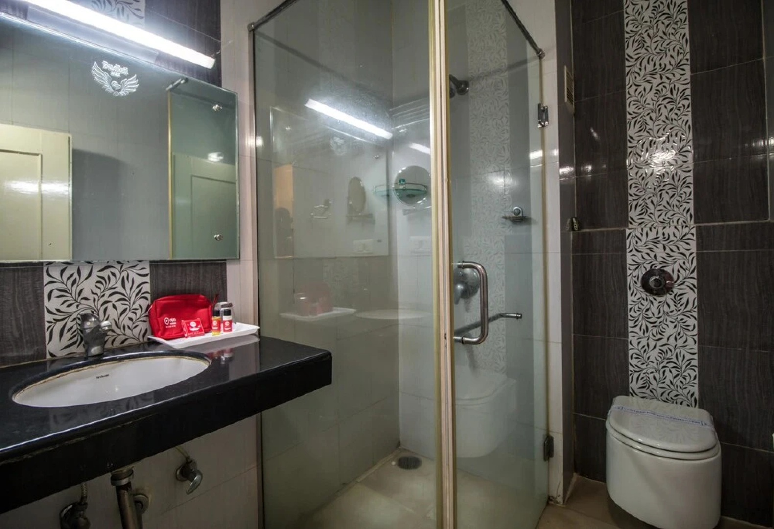 OYO 1085 Hotel Budhil Park