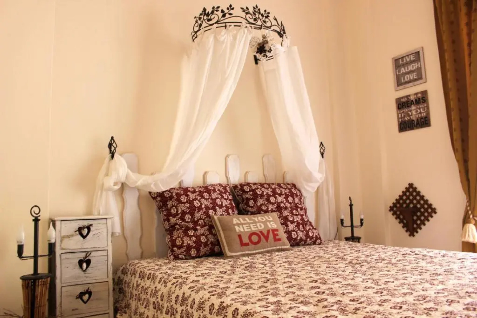 Siviri Apartment in Blu