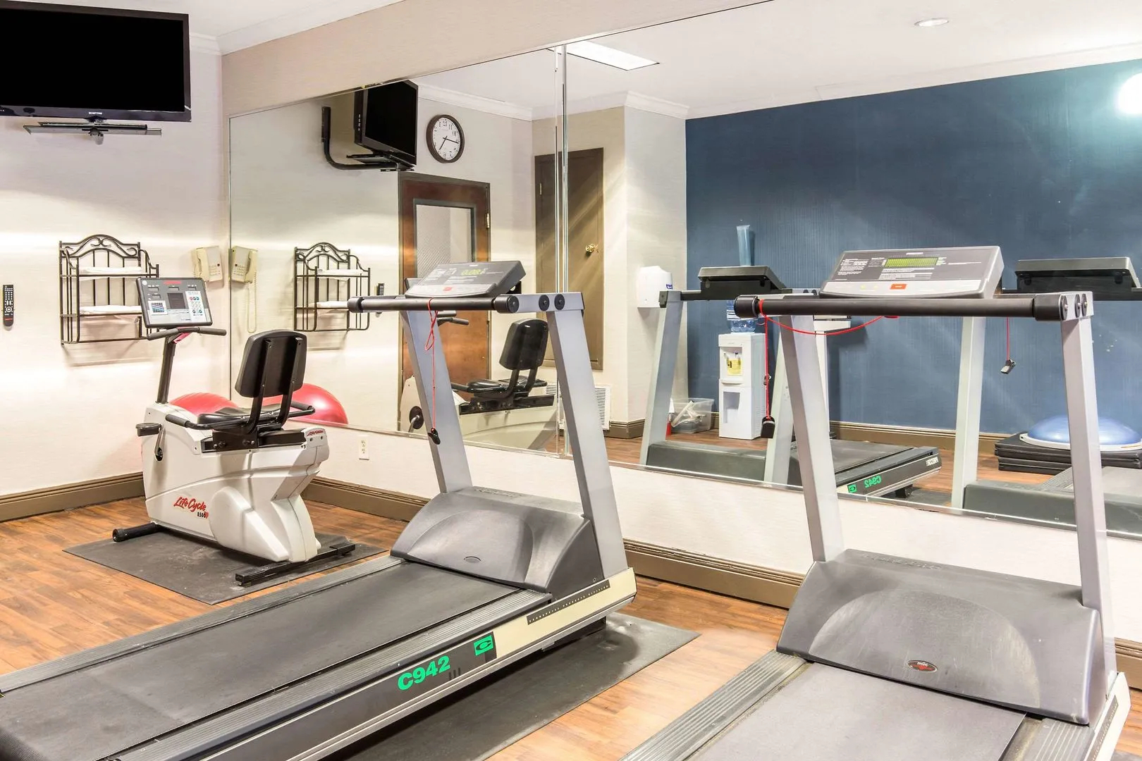 Comfort Inn & Suites IAH Bush Airport – East