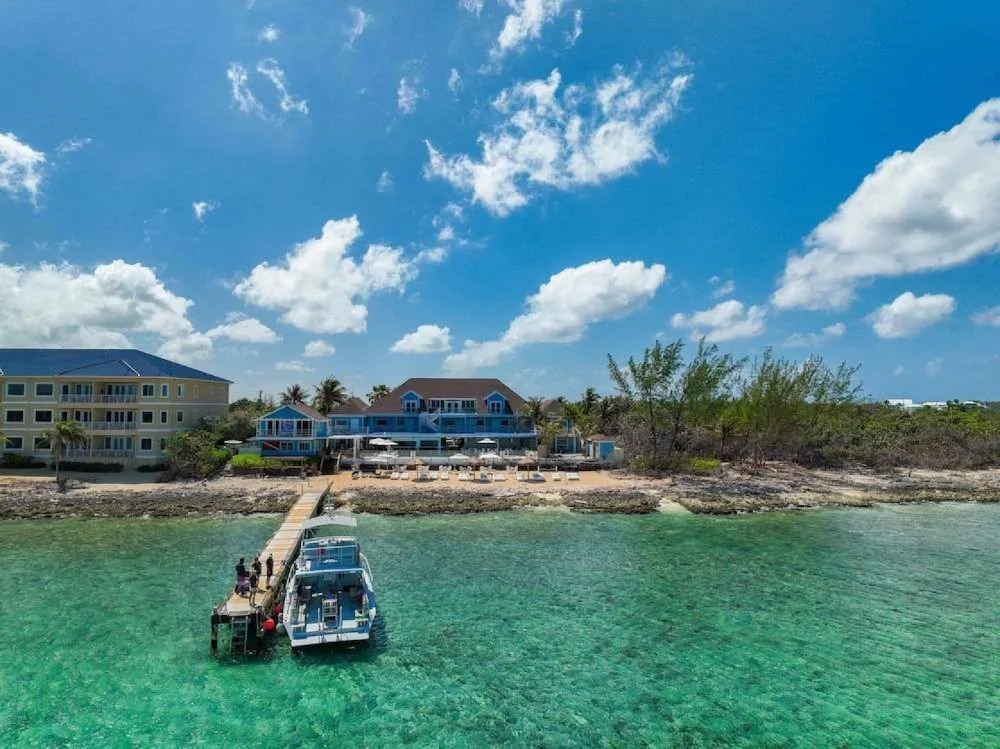 Cobalt Coast Resort & Suites