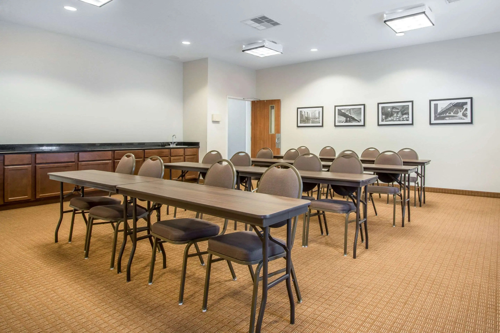 Sleep Inn & Suites Meridian - Bonita Lakes